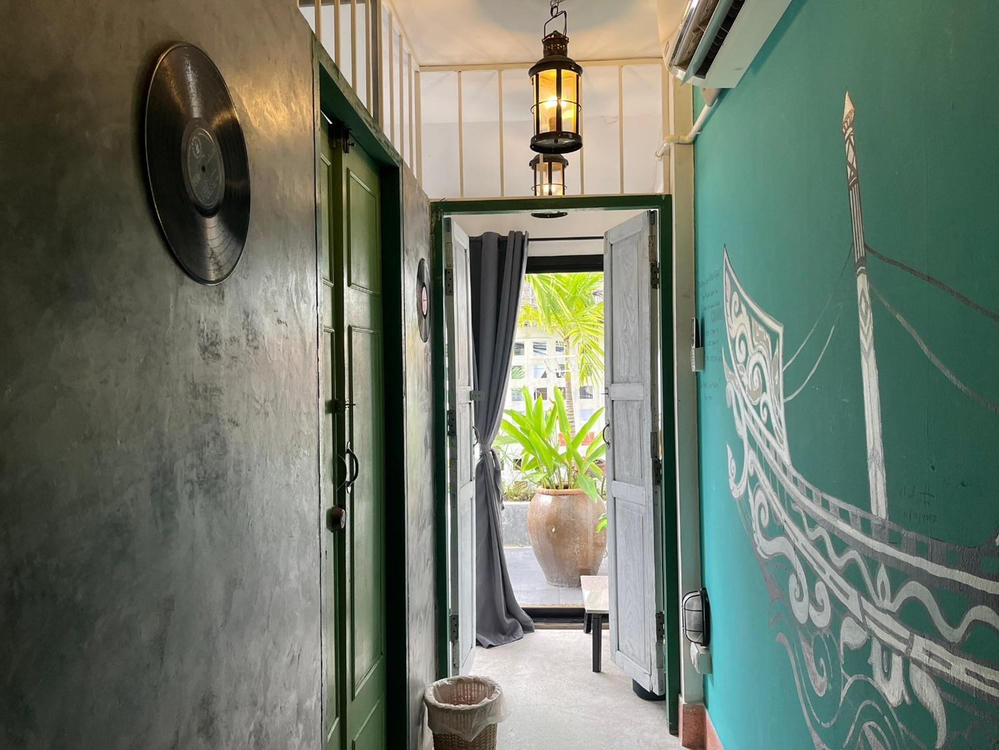Apartmán Auntie & Niece Phuket Ban Sam Kong Exteriér fotografie
